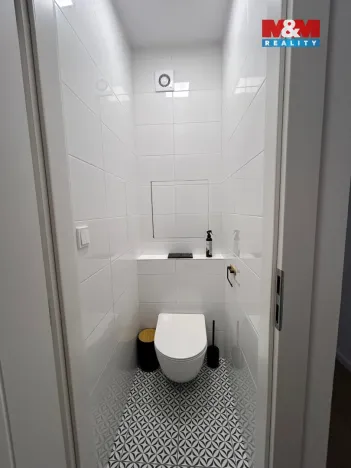 Prodej bytu 3+1, Jirkov, Mládežnická, 75 m2