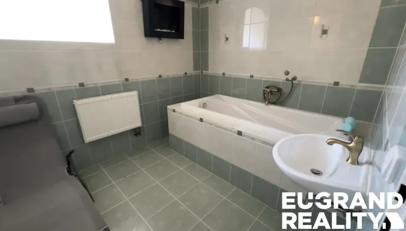 Prodej ubytování, Mikulášovice, 700 m2