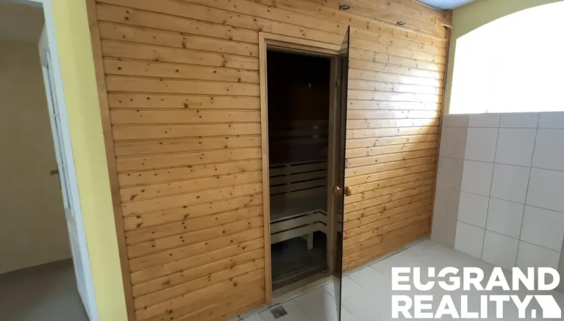 Prodej ubytování, Mikulášovice, 700 m2