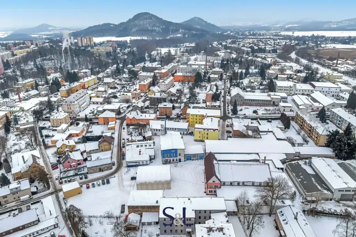 Prodej výrobních prostor, Nový Bor, Sklářská, 6477 m2