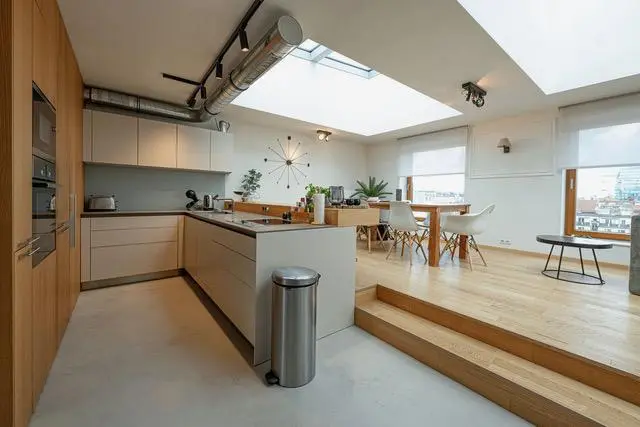 Pronájem bytu 4+kk, Praha - Holešovice, Komunardů, 196 m2