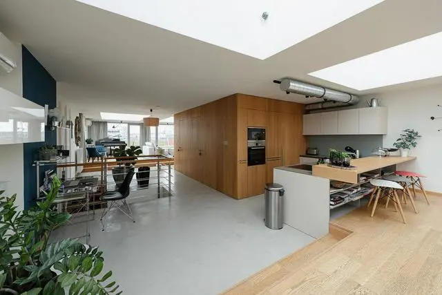 Pronájem bytu 4+kk, Praha - Holešovice, Komunardů, 196 m2