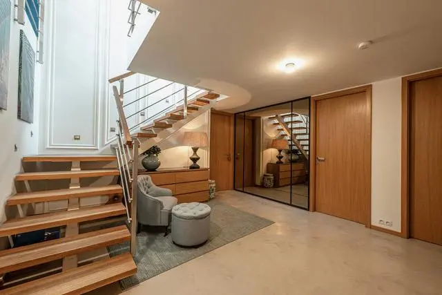 Pronájem bytu 4+kk, Praha - Holešovice, Komunardů, 196 m2