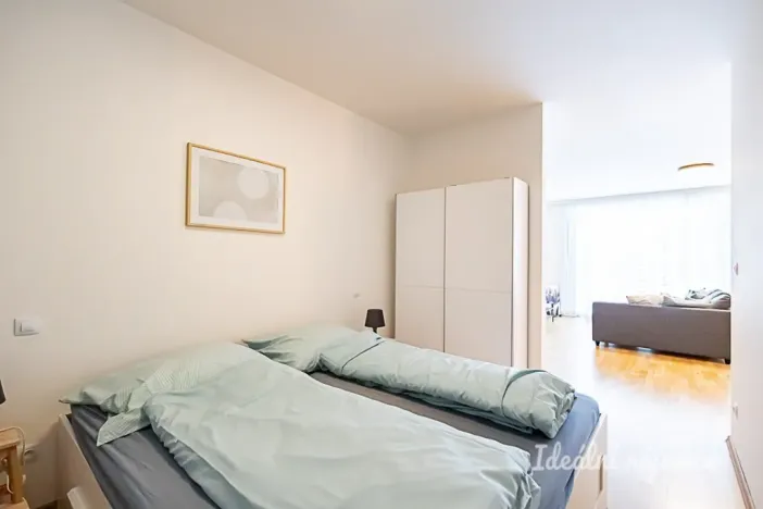 Pronájem bytu 2+kk, Praha - Košíře, Jinonická, 60 m2