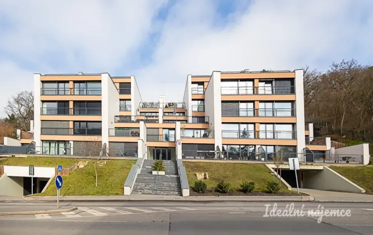 Pronájem bytu 2+kk, Praha - Košíře, Jinonická, 60 m2