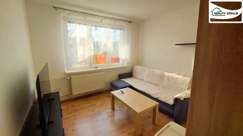 Pronájem bytu 1+kk, Cheb, Šeříková, 19 m2