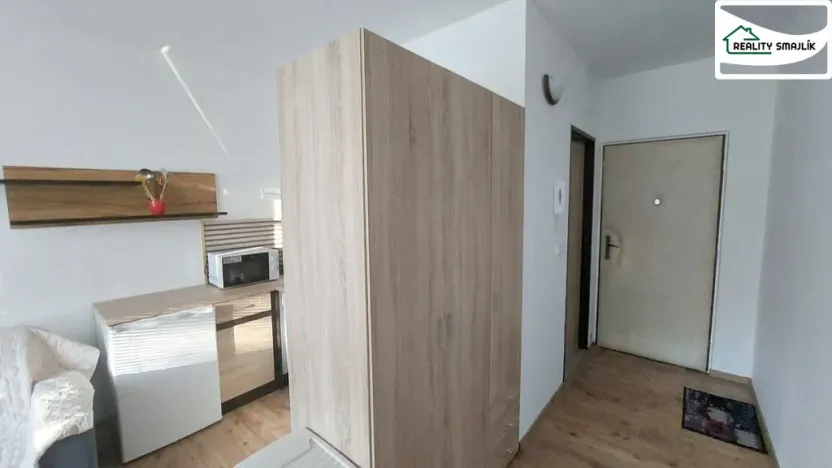 Pronájem bytu 1+kk, Cheb, Šeříková, 19 m2