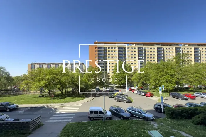 Pronájem bytu 2+kk, Praha - Kobylisy, Frýdlantská, 45 m2