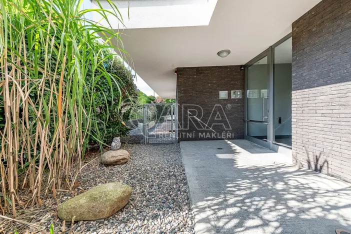 Prodej bytu 1+kk, Praha - Dejvice, Matějská, 33 m2