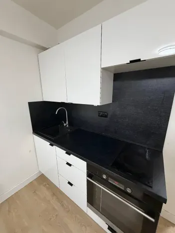 Pronájem bytu 1+kk, Praha - Radotín, Vrážská, 25 m2