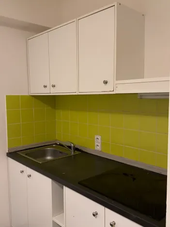 Pronájem bytu 1+kk, Praha - Radotín, Vrážská, 25 m2