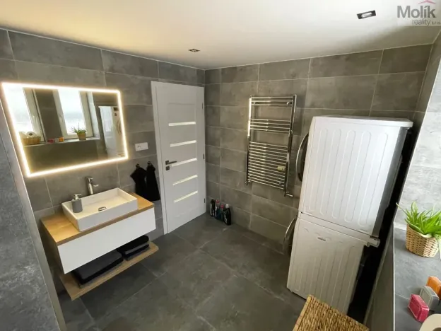 Pronájem bytu 2+1, Meziboří, Okružní, 58 m2