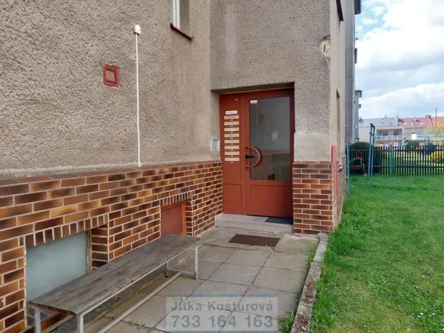 Pronájem bytu 1+1, Krnov - Pod Bezručovým vrchem, Březinova, 40 m2