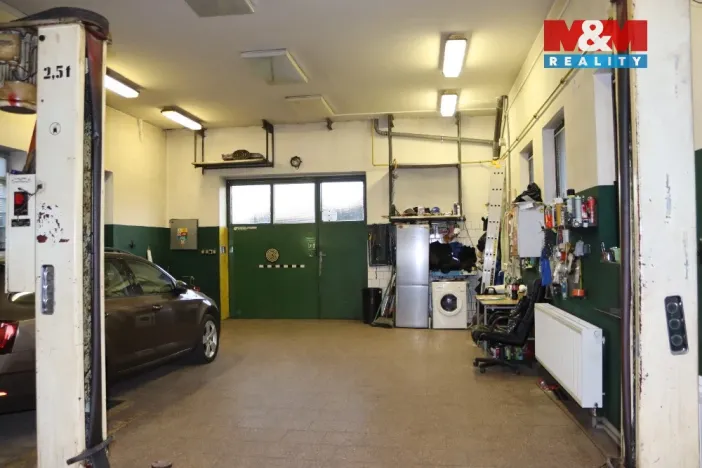 Prodej rodinného domu, Libiš, 300 m2