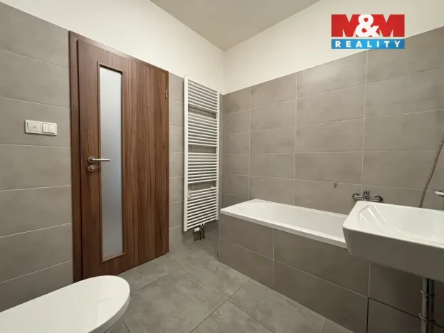 Pronájem bytu 2+kk, Ostrava - Vítkovice, Ruská, 59 m2