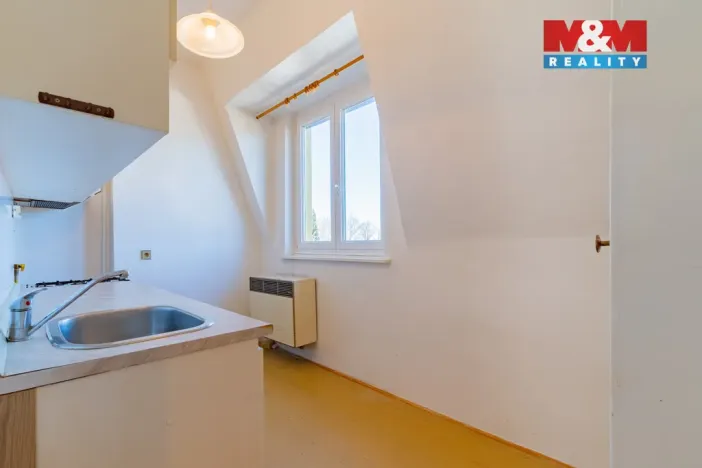 Prodej bytu 1+1, Aš, Vysoká, 31 m2