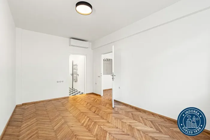 Prodej bytu 3+1, Praha, Soukenická, 99 m2