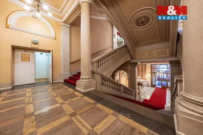 Pronájem kanceláře, Praha - Vinohrady, náměstí Míru, 41 m2