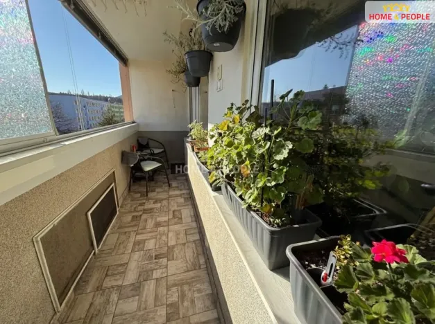 Prodej bytu 3+1, Jince, Zborovská, 70 m2