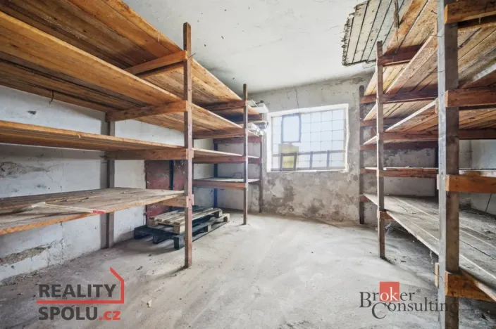 Pronájem skladu, Stěžery, 65 m2