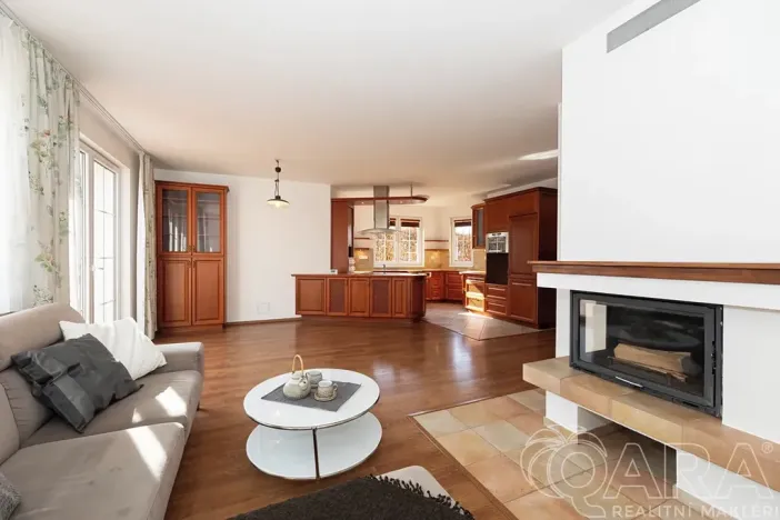 Prodej rodinného domu, Dolní Břežany, K Písnici, 98 m2