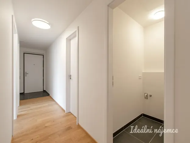 Pronájem bytu 4+kk, Praha - Strašnice, Nad vodovodem, 109 m2