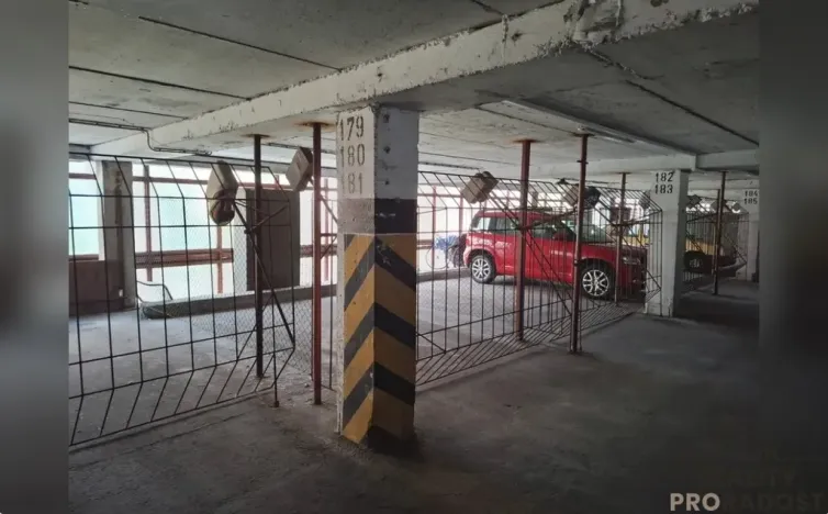 Prodej garáže, Praha, Lovosická, 18 m2