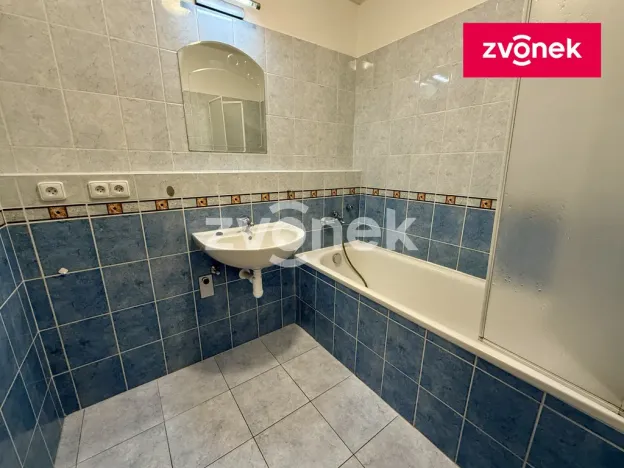 Pronájem bytu 1+kk, Zlín, Na Honech I, 33 m2