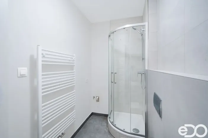 Pronájem bytu 1+kk, Praha - Smíchov, Svornosti, 26 m2