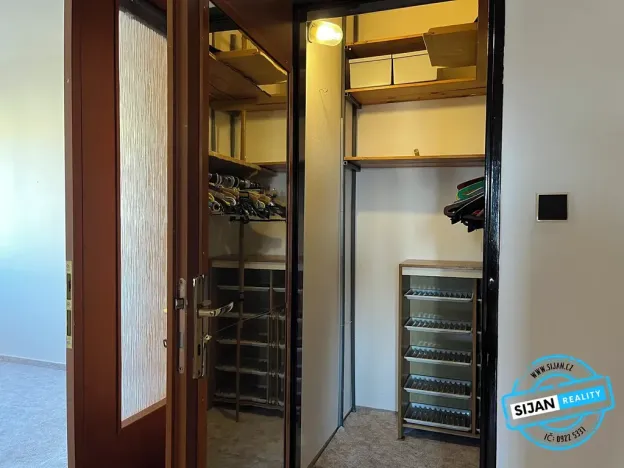 Pronájem bytu 3+1, Opava, Gudrichova, 69 m2