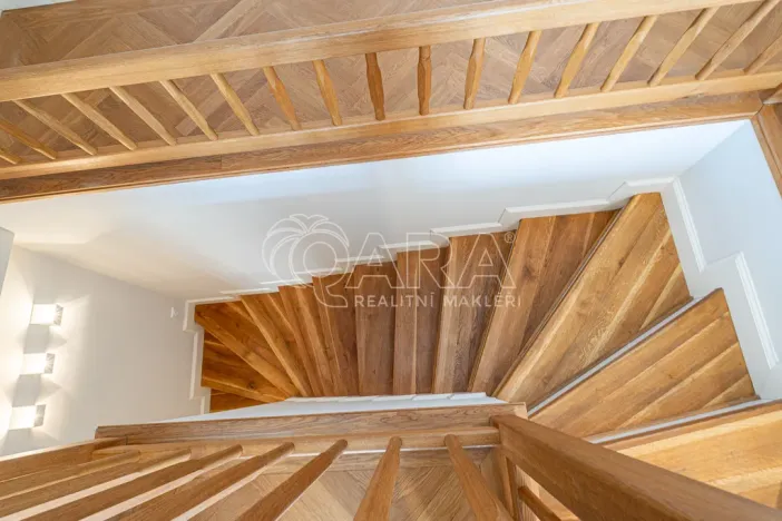 Pronájem bytu 4+kk, Praha - Staré Město, Vězeňská, 149 m2