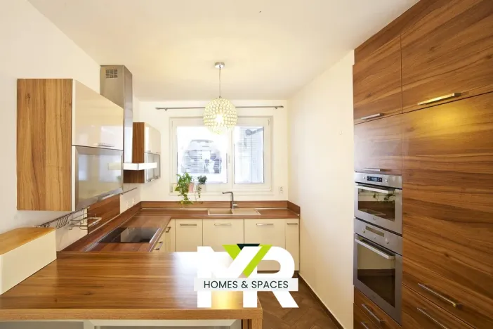 Prodej rodinného domu, Králův Dvůr, Na Výsluní, 119 m2