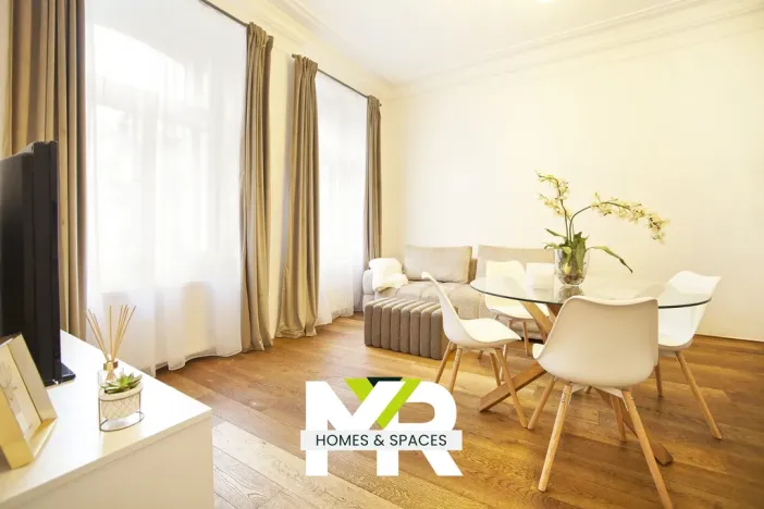 Pronájem bytu 2+kk, Praha - Karlín, Kaizlovy sady, 55 m2