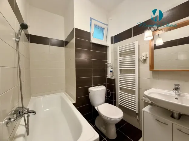 Pronájem bytu 2+kk, Nové Město nad Metují, Bratří Čapků, 40 m2