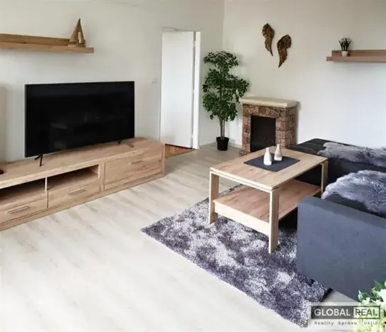 Pronájem bytu 2+1, Jihlava, Erbenova, 60 m2