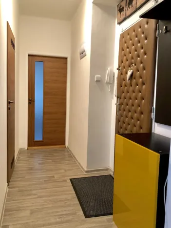 Pronájem bytu 2+kk, Praha - Veleslavín, Na Petřinách, 46 m2