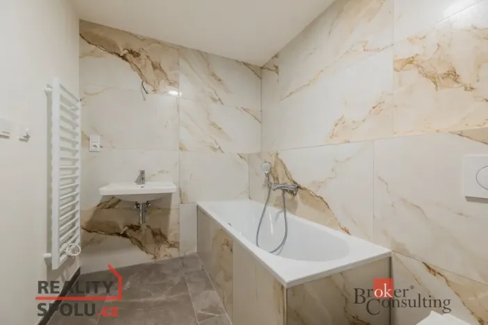 Pronájem bytu 1+kk, Jablonec nad Nisou - Kokonín, Krkonošská, 50 m2