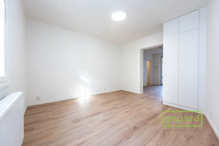 Pronájem bytu 1+1, Praha - Smíchov, Pod Barvířkou, 32 m2