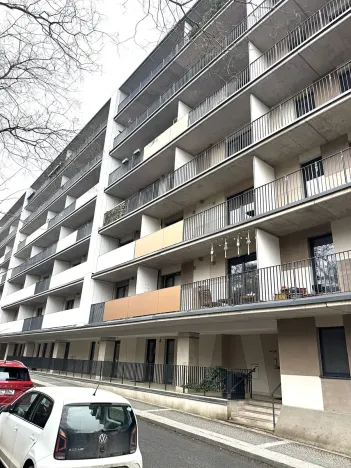 Pronájem bytu 1+kk, Praha - Žižkov, Kališnická, 40 m2