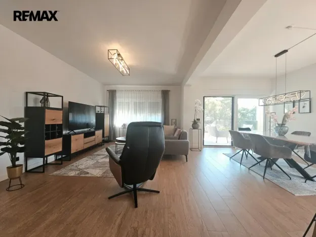 Prodej bytu 4+kk, Brodarica,Chorvatsko, 135 m2