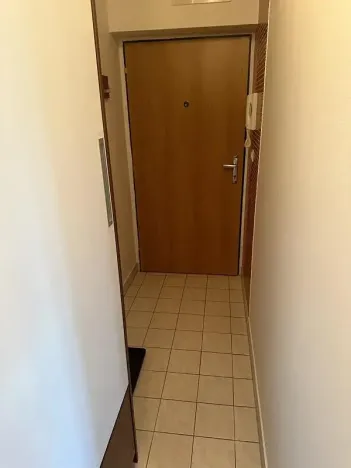 Pronájem bytu 2+kk, Praha - Řeporyje, Dělená, 56 m2