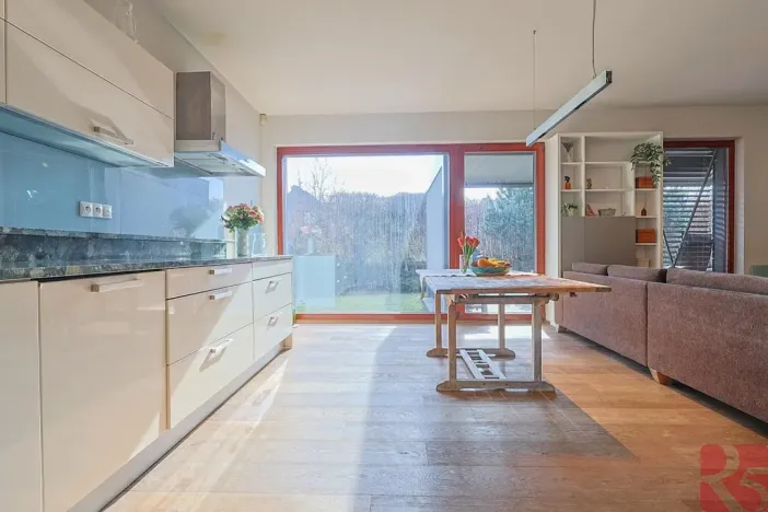 Prodej bytu 4+kk, Praha - Uhříněves, V bytovkách, 116 m2