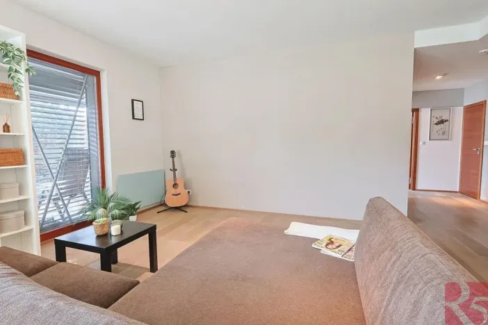 Prodej bytu 4+kk, Praha - Uhříněves, V bytovkách, 116 m2