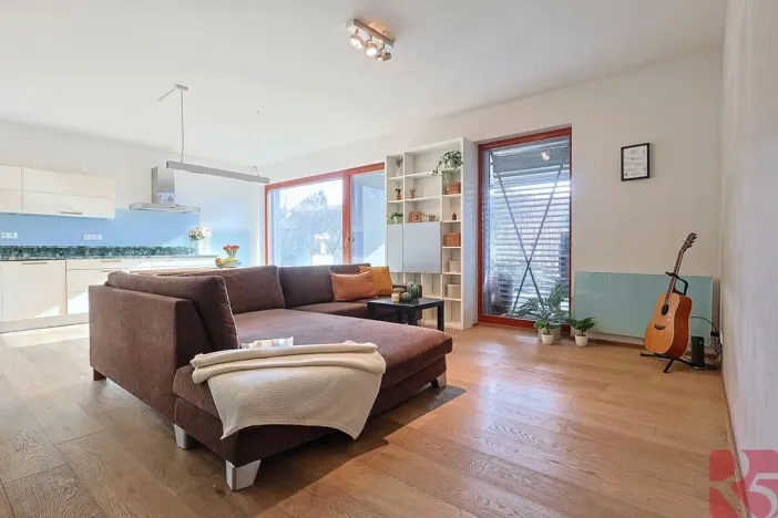 Prodej bytu 4+kk, Praha - Uhříněves, V bytovkách, 116 m2