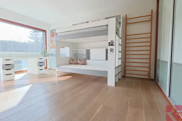 Prodej bytu 4+kk, Praha - Uhříněves, V bytovkách, 116 m2