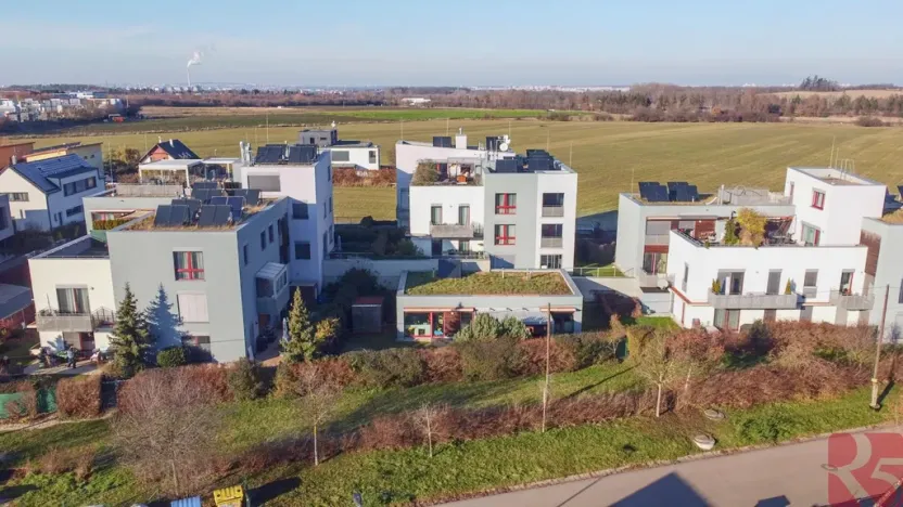 Prodej bytu 4+kk, Praha - Uhříněves, V bytovkách, 116 m2