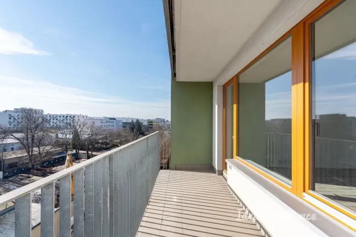 Pronájem bytu 2+kk, Praha - Hloubětín, Modrého, 58 m2