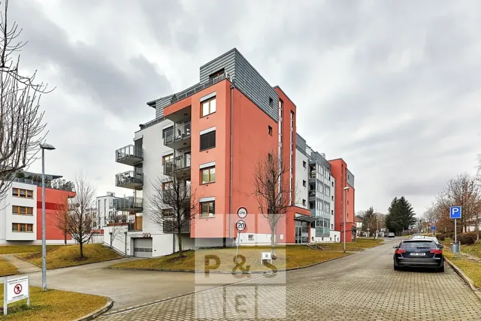 Pronájem bytu 3+kk, Praha - Liboc, Naardenská, 97 m2