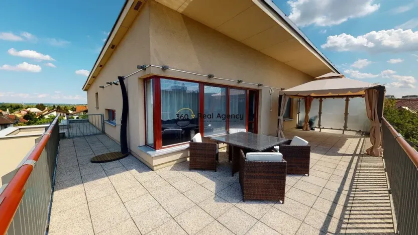 Pronájem bytu 3+kk, Praha - Štěrboholy, Laudonova, 135 m2