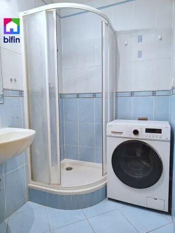 Pronájem bytu 1+kk, Praha - Košíře, Plzeňská, 34 m2